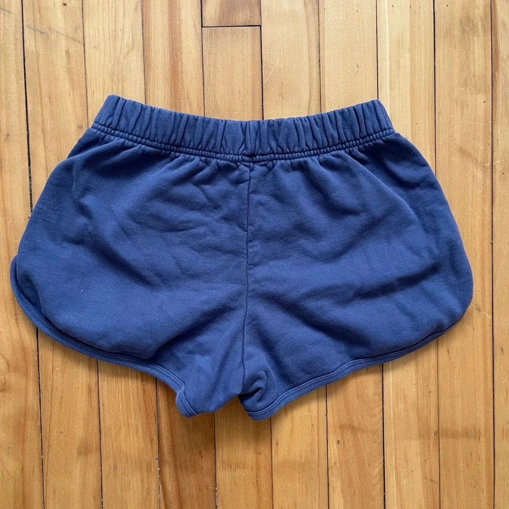 Brandy Melville Navy Blue Hawaii USA Embroidered Fleece Dolphin Shorts One Size - Picture 4 of 6
